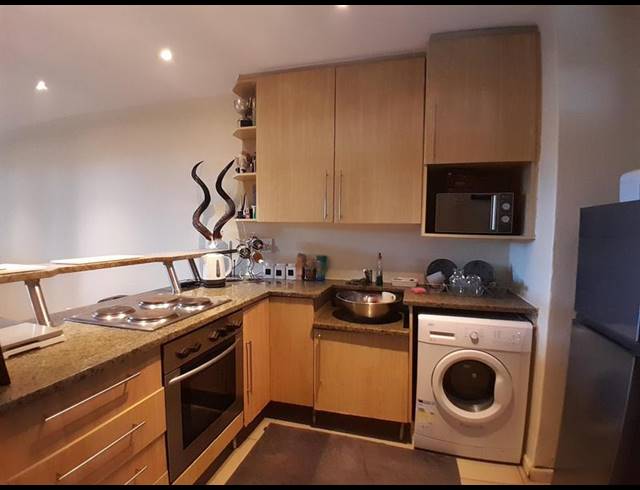 2 BEDROOM APARTMENT FOR SALE IN ROOIHUISKRAAL NORTH